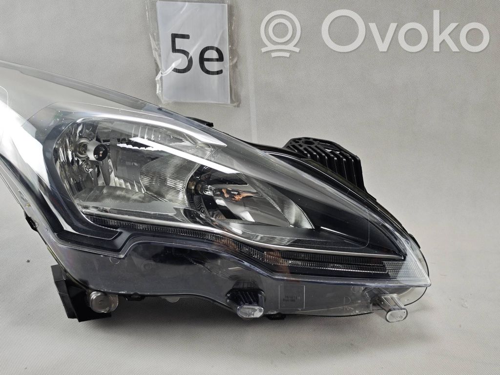 Peugeot 3008 I Faro/fanale 