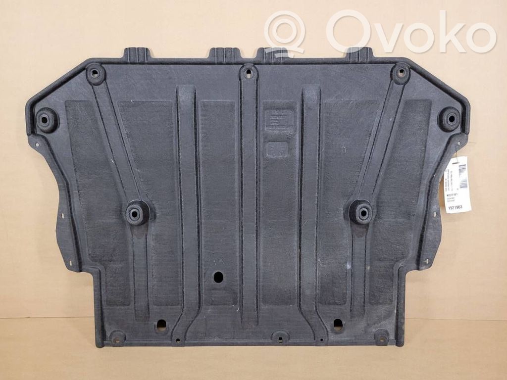 Polestar 2 Placa protectora/protector antisalpicaduras motor 