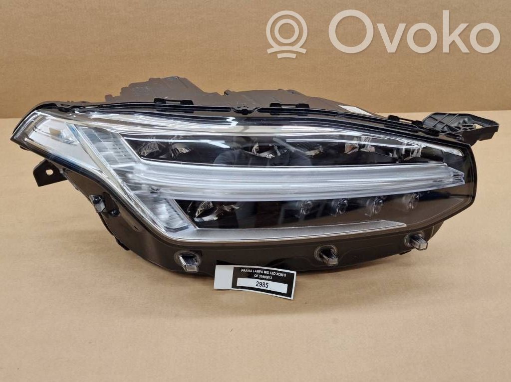 Volvo XC90 Headlight/headlamp 