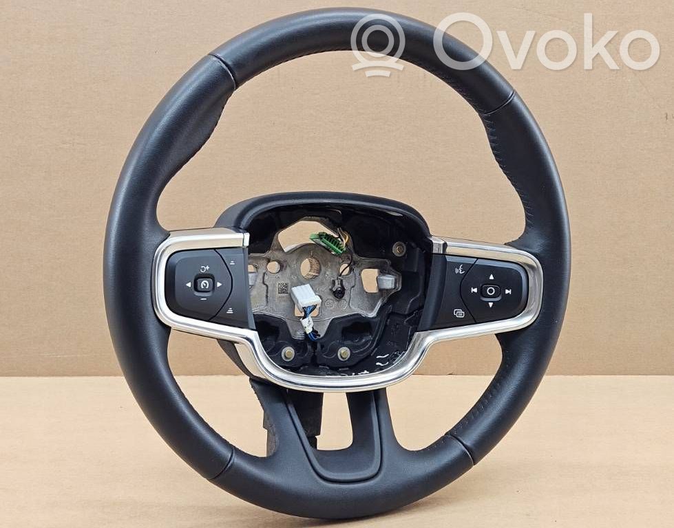 Ohjauspyörä   32227630,30747211