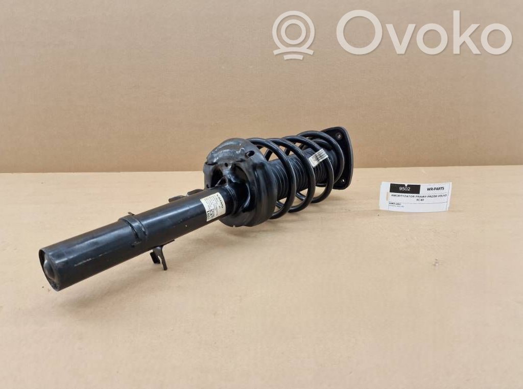 Volvo C40 Amortyzator przedni 