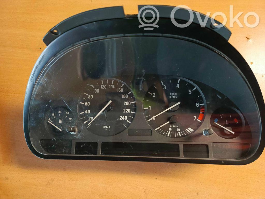 BMW 5 E39 Speedometer (instrument cluster) 