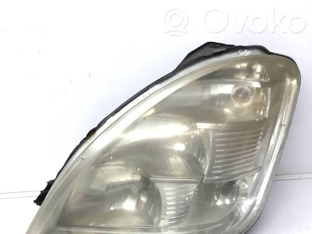 Iveco Daily 4th gen Headlight/headlamp 