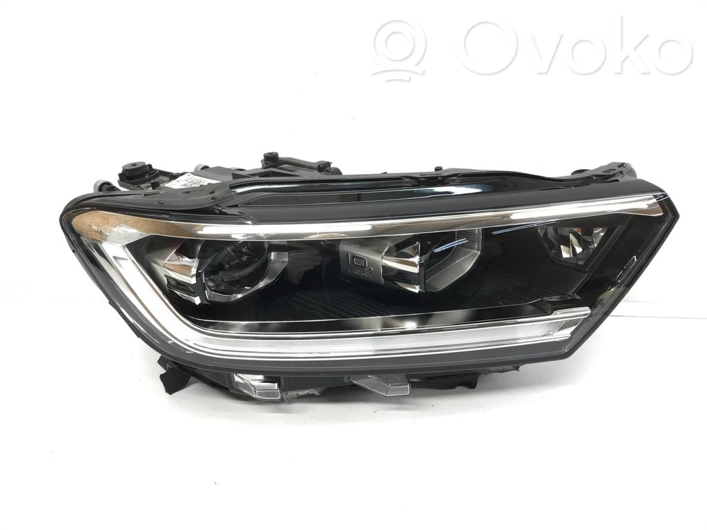 Volkswagen T-Roc Lampa przednia 