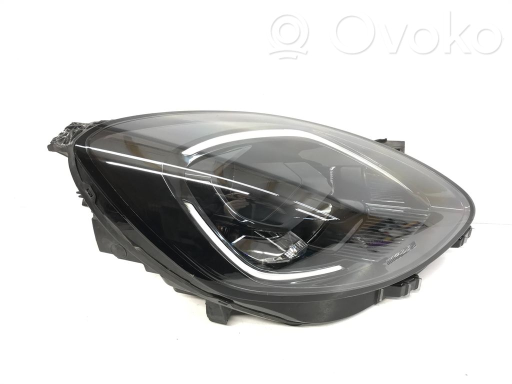 Ford Puma Headlight/headlamp 