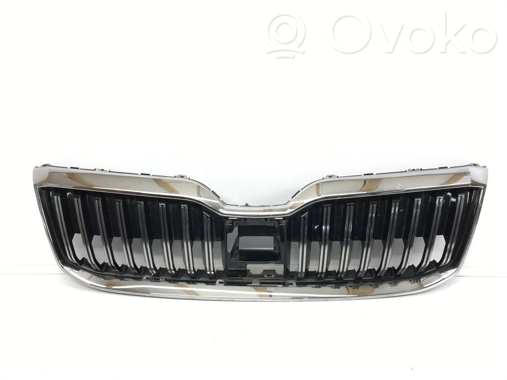 Skoda Superb B8 (3V) Atrapa chłodnicy / Grill 