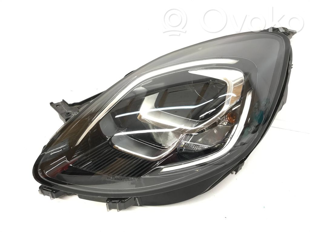 Ford Puma Headlight/headlamp 