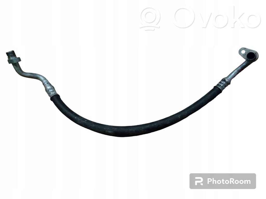 Renault Clio IV Ilmastointilaitteen putki (A/C) 