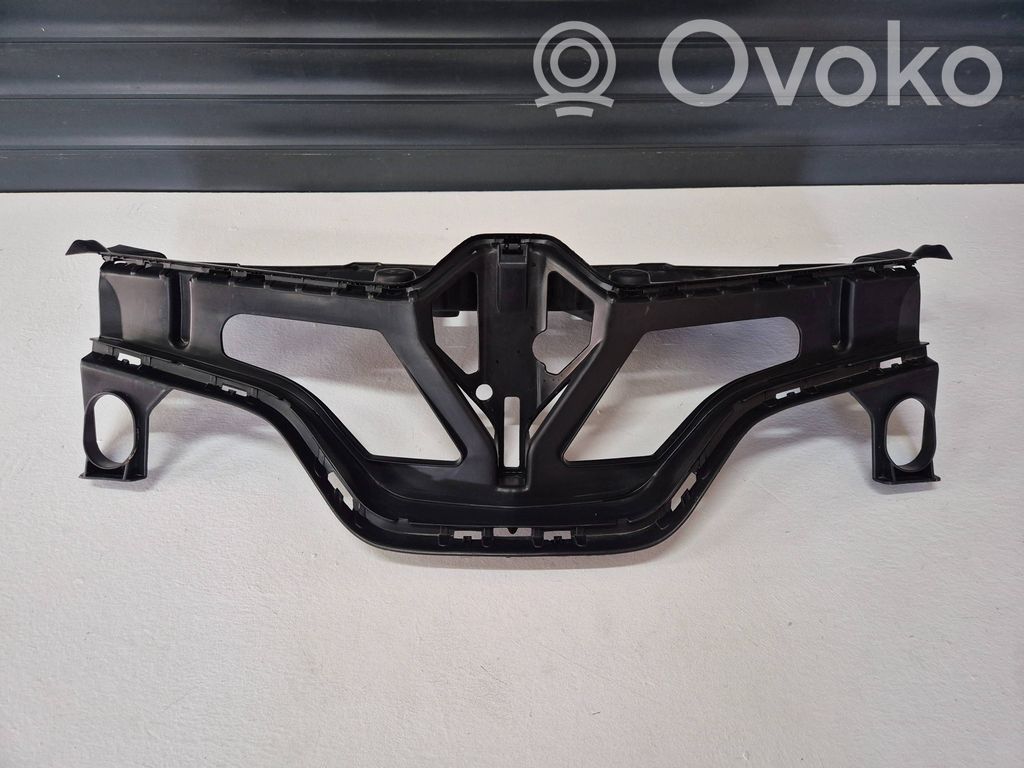 Renault Captur Front grill 