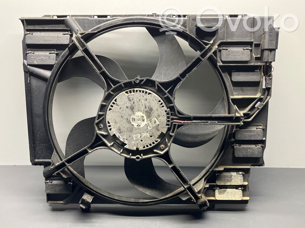 BMW 5 E60 E61 Elektrisks radiatoru ventilators 