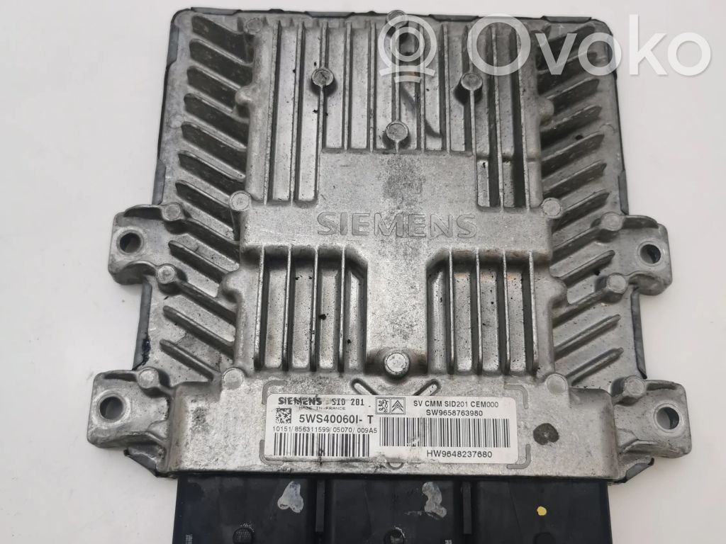 Peugeot 607 Engine control unit/module 