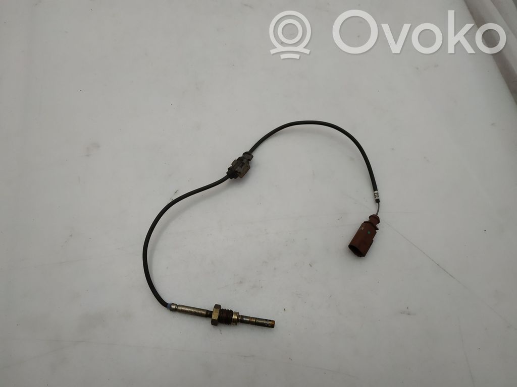 Volkswagen PASSAT B6 Oil temperature sensor 