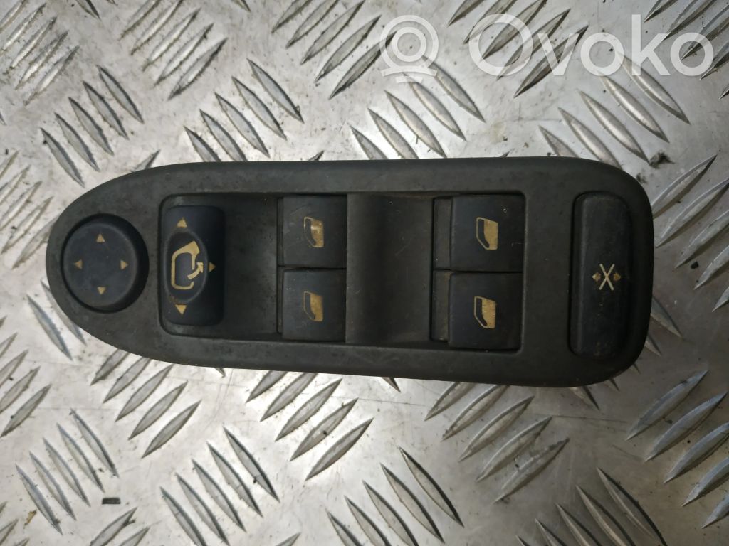 Citroen C5 Interrupteur commade lève-vitre 