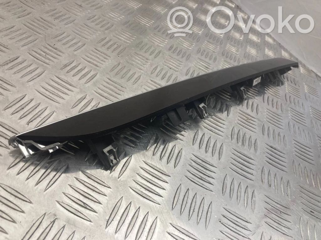 Volvo XC90 Dashboard glove box trim 