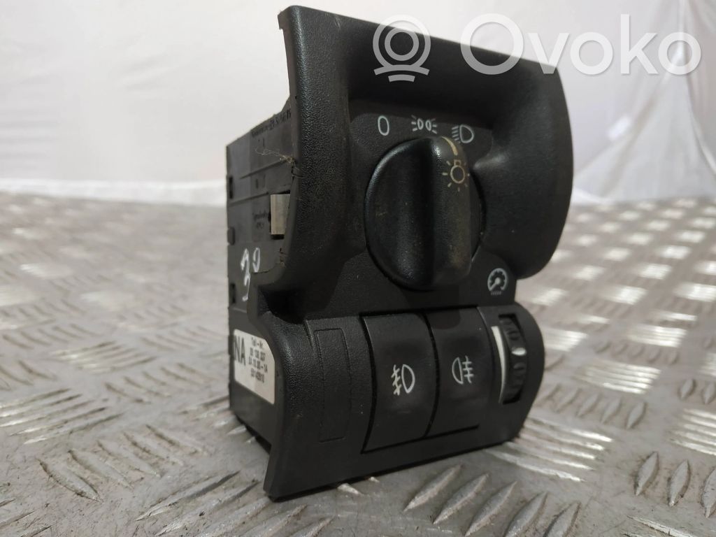 Opel Vectra B Light switch 