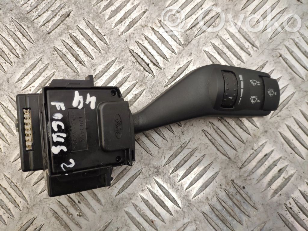 Ford Focus Wiper speed switch 