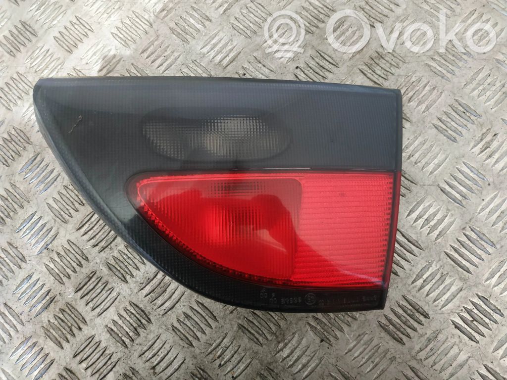 Renault Megane I Задний фонарь в крышке 