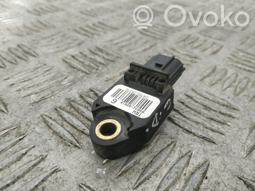 Toyota Yaris Czujnik uderzenia Airbag 