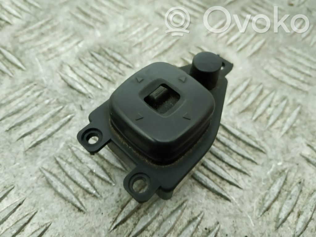 Mazda 2 Wing mirror switch 