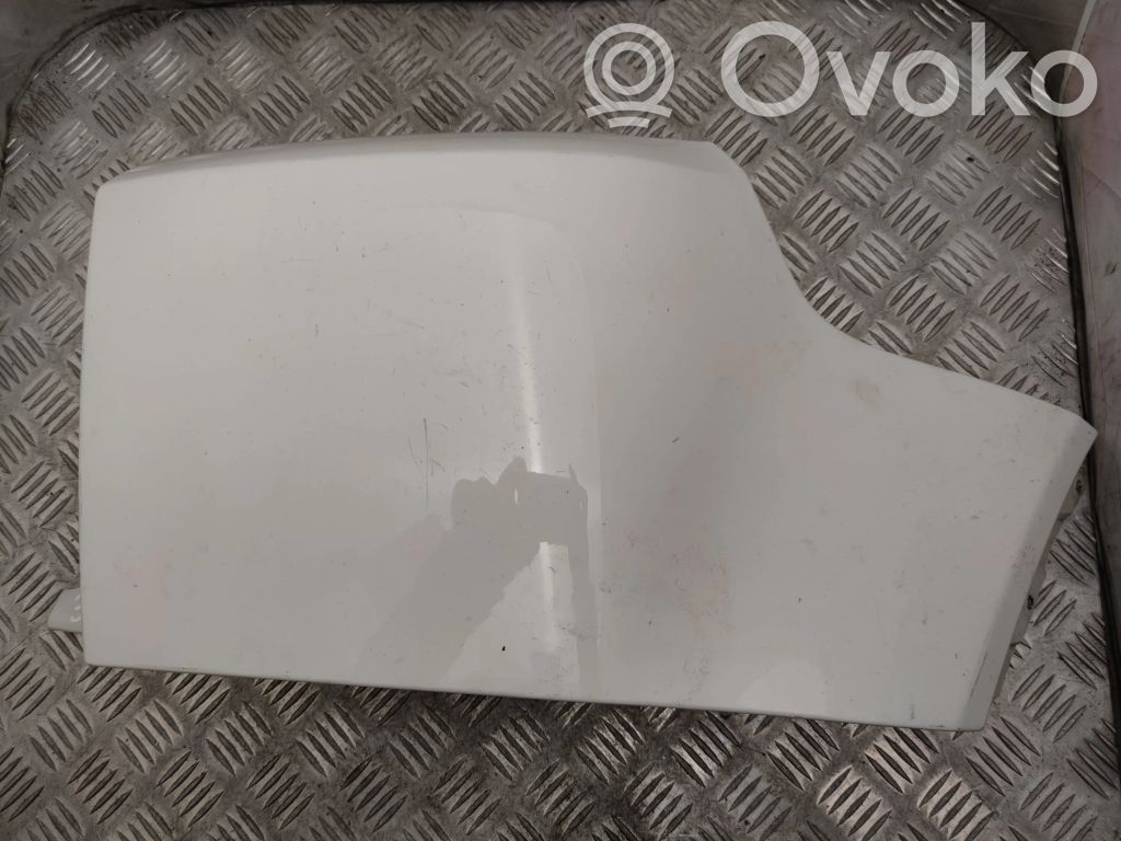 Land Rover Evoque I Moldura de la esquina del parachoques trasero 