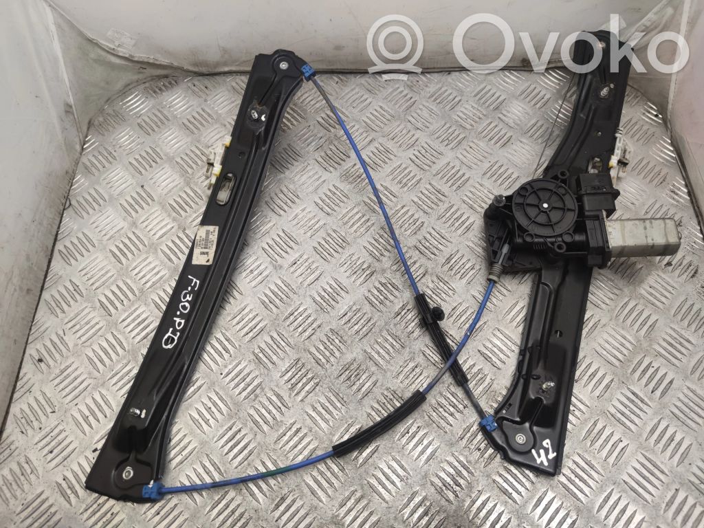 BMW 3 F30 F35 F31 Front door window regulator with motor 