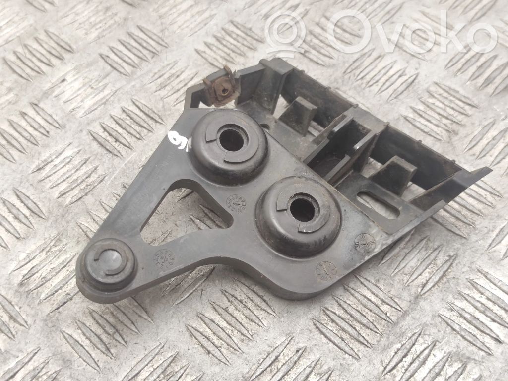 Rear bumper mounting bracket   7127717,51127127717