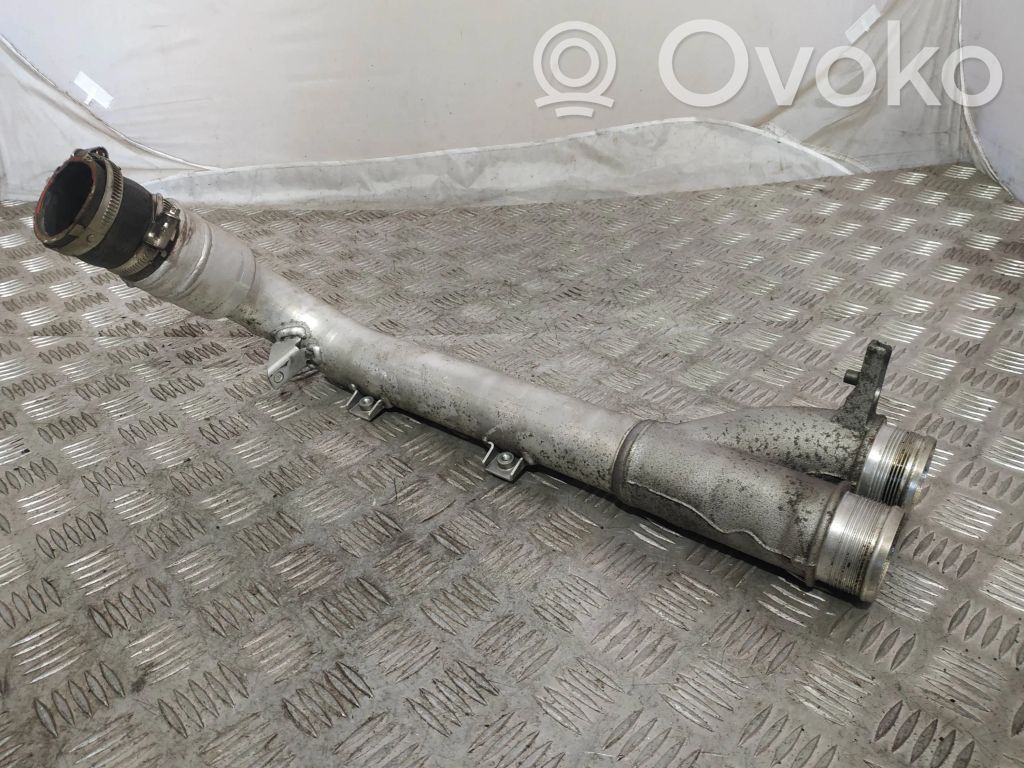 Volkswagen Touareg II Tubo flessibile intercooler 