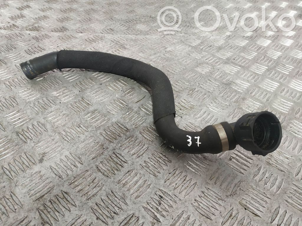 Volvo V40 Cross country Engine coolant pipe/hose 