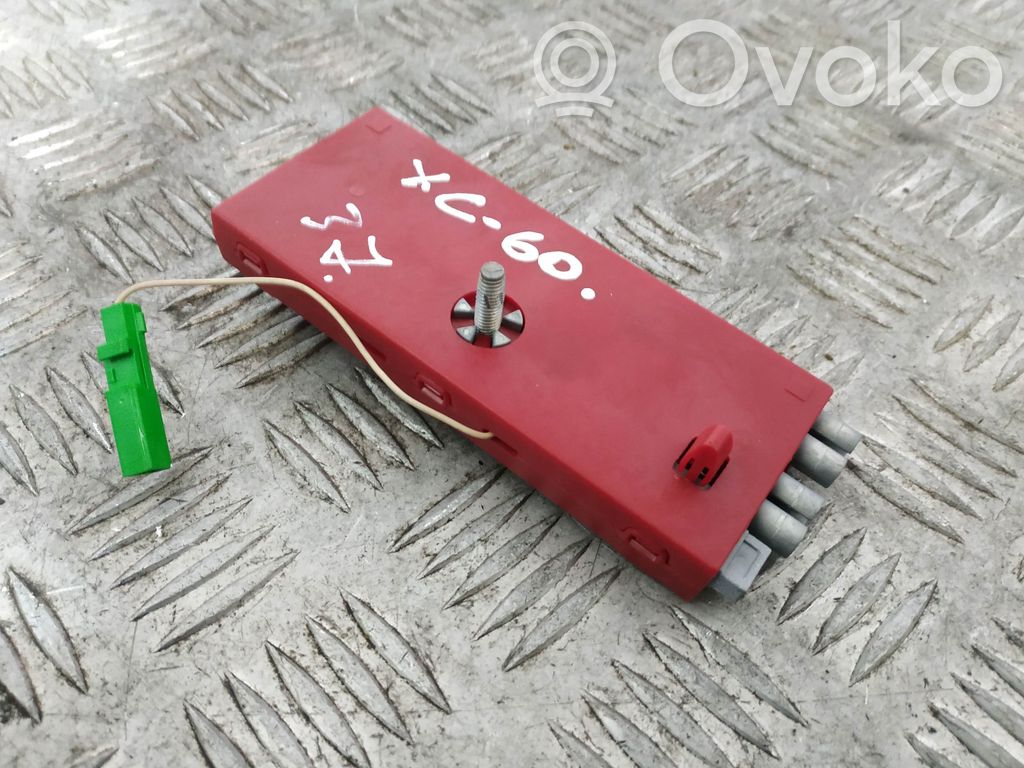 Volvo XC60 Antenos stiprintuvas 