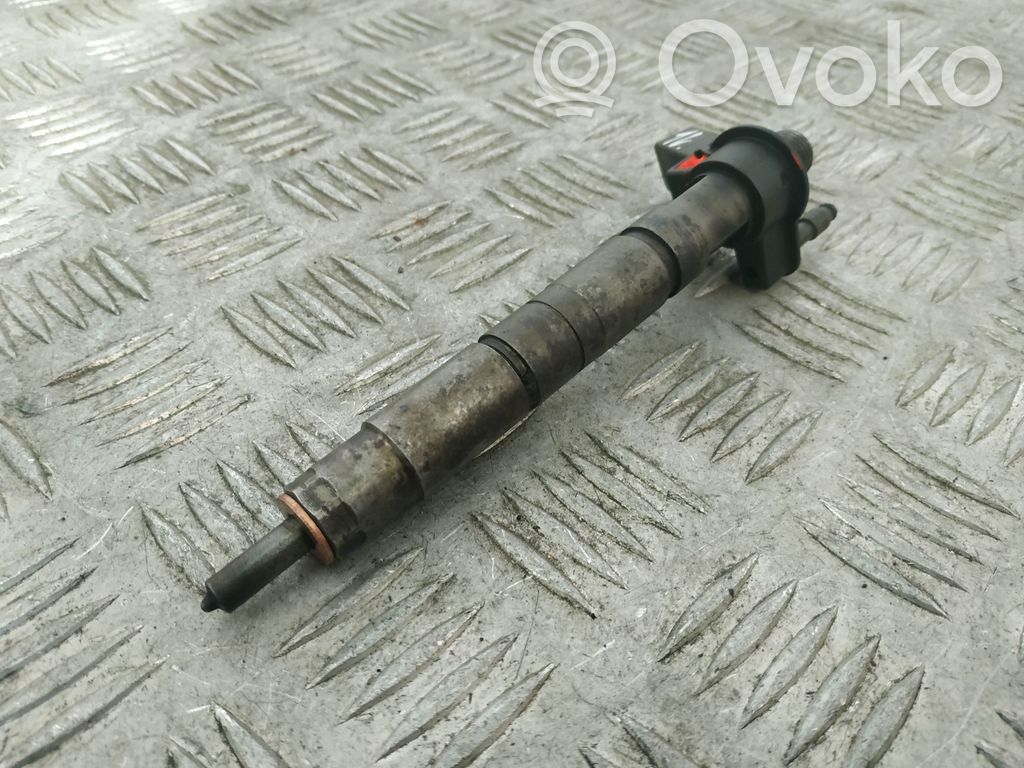 Fuel injector   7797877