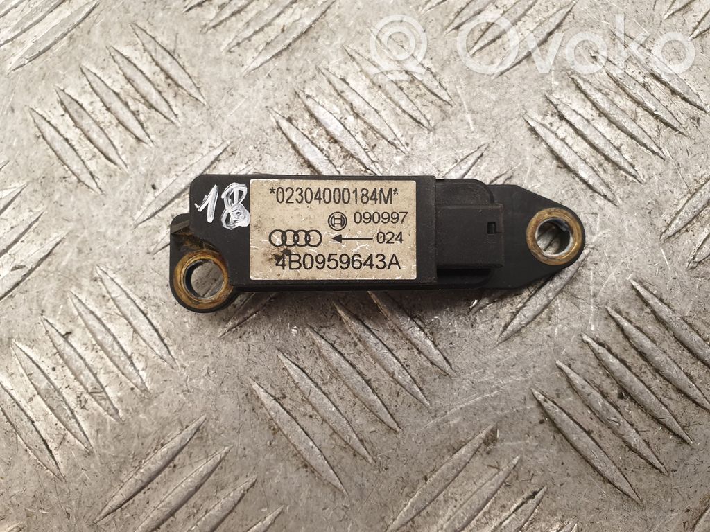 Audi A6 S6 C5 4B Airbag deployment crash/impact sensor 