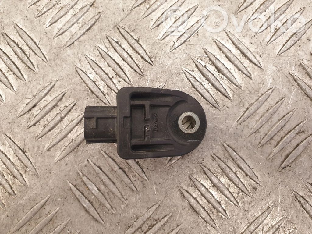 Toyota Prius (XW30) Airbagsensor Crashsensor Drucksensor 