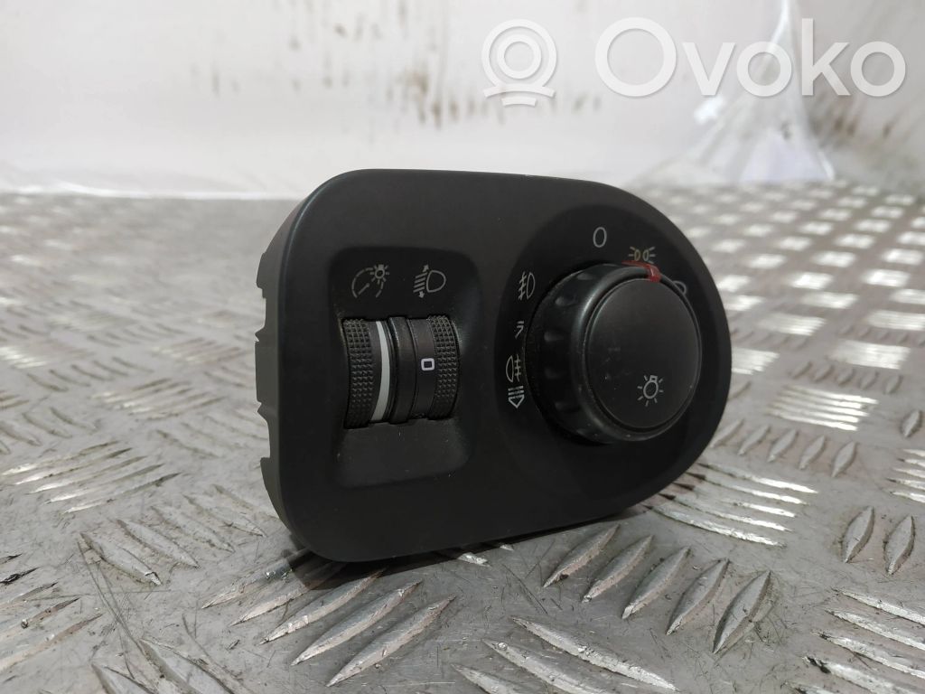Seat Altea XL Interruptor de luz 