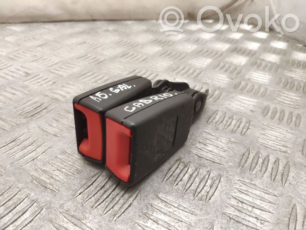 Audi A5 8T 8F Închizătoare centură siguranță mijloc (spate) 