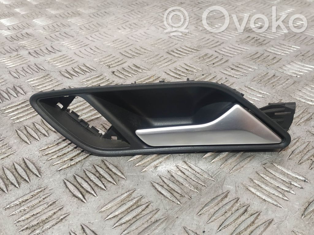 Audi A3 S3 8V Klamka wewnętrzna drzwi przednich 