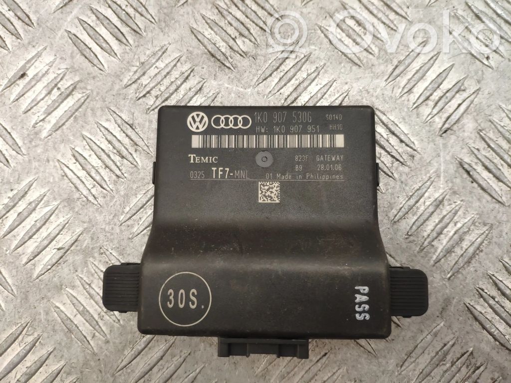 Audi A3 S3 8P Gateway control module 