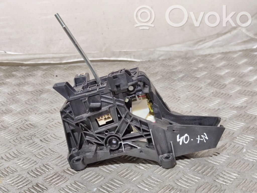 Lexus NX Gear shifter/selector 