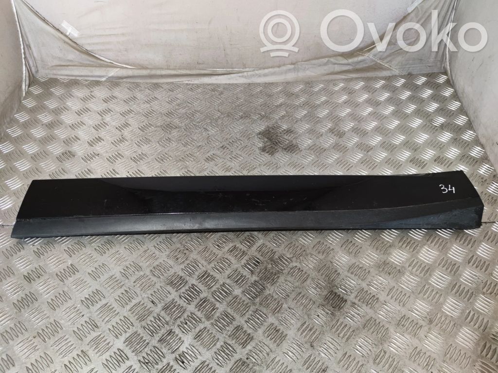 Jaguar E-Pace Etuoven lista (muoto) 
