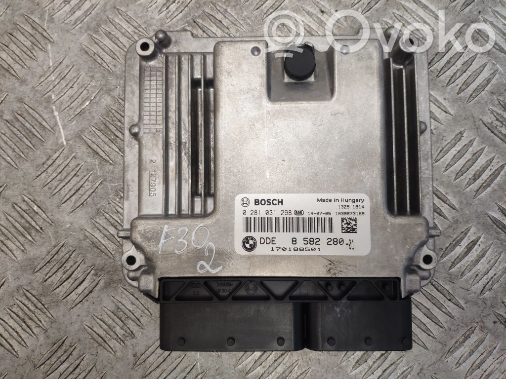 BMW 3 F30 F35 F31 Variklio valdymo blokas 