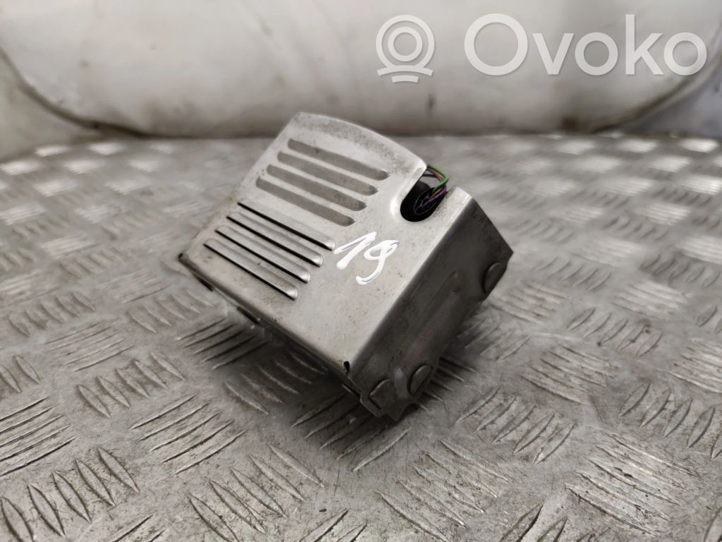 Audi TT TTS Mk2 Señal acústica 