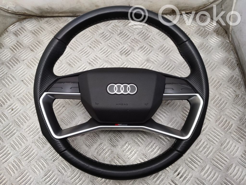 Audi Q4 e-tron Stūre 