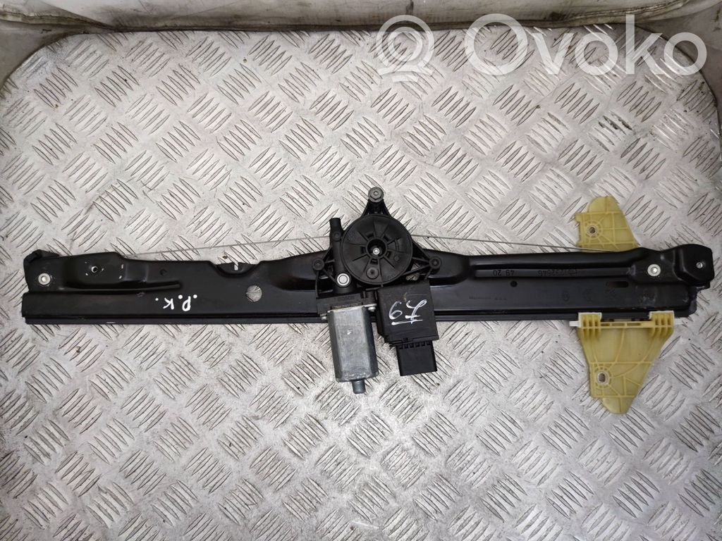 Peugeot Traveller Front door window regulator with motor 