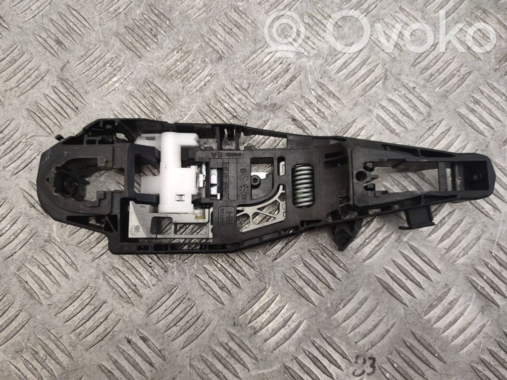 Peugeot Traveller Etuoven ulkokahvan kehys 