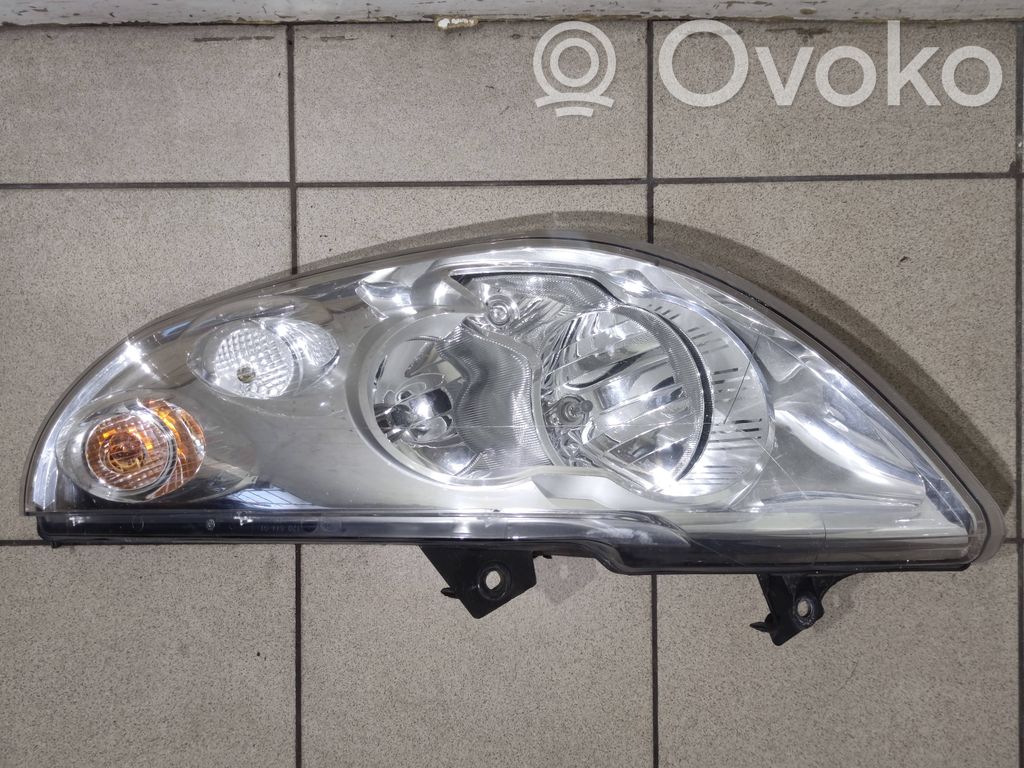 Opel Movano B Phare frontale 