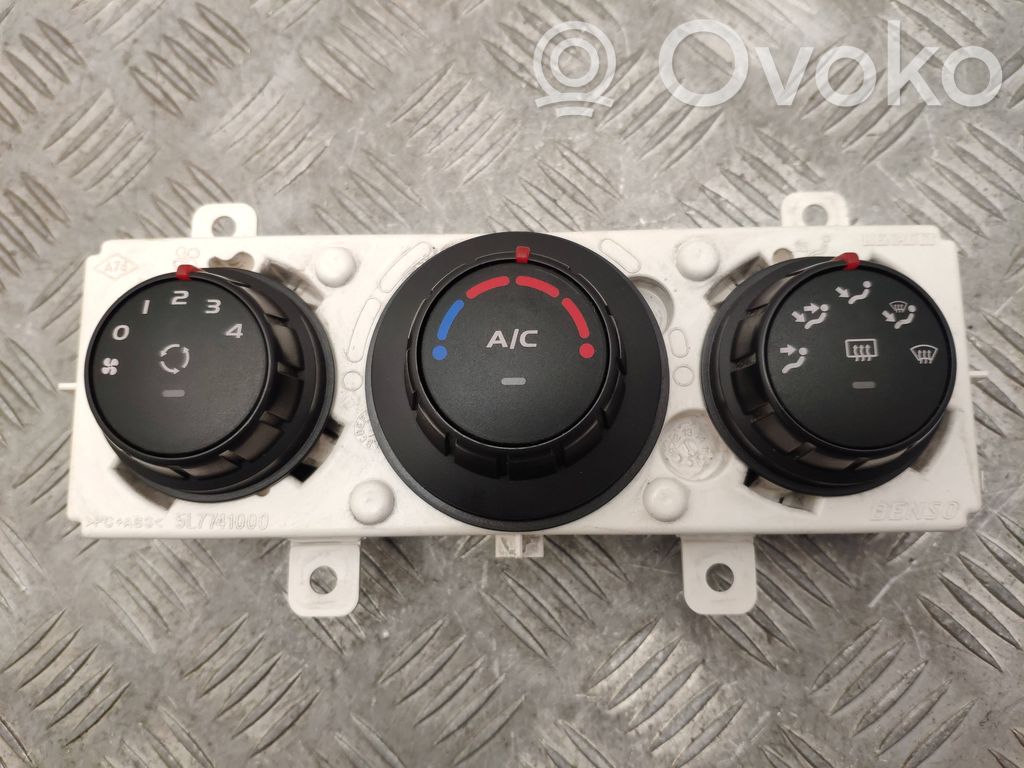 Opel Movano B Climate control unit 