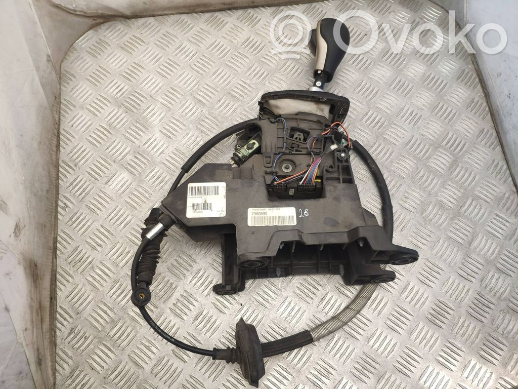 Jeep Cherokee Pavarų perjungimo mechanizmas (kulisa) 