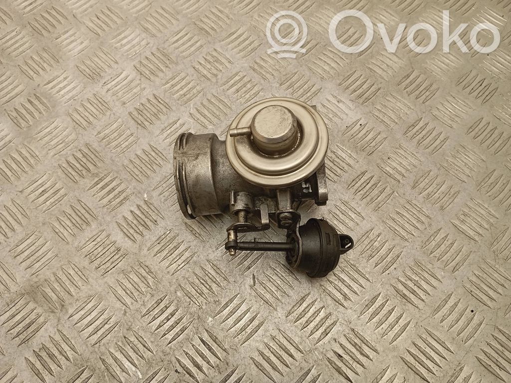 Audi A3 S3 8L Válvula EGR 