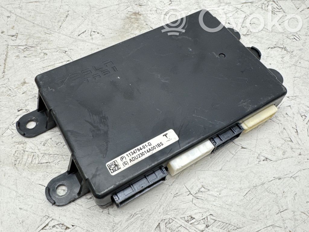 Tesla Model S Suspension control unit/module 