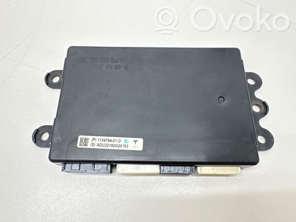 Tesla Model S Suspension control unit/module 