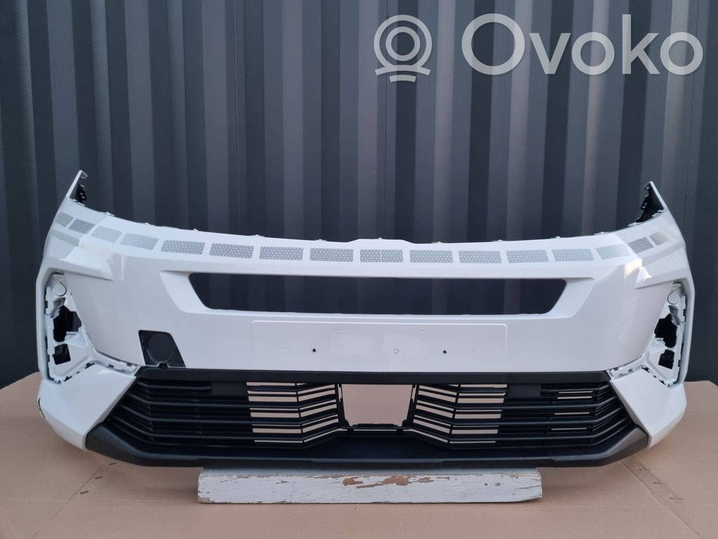 Opel Combo E Priekšējais bamperis 